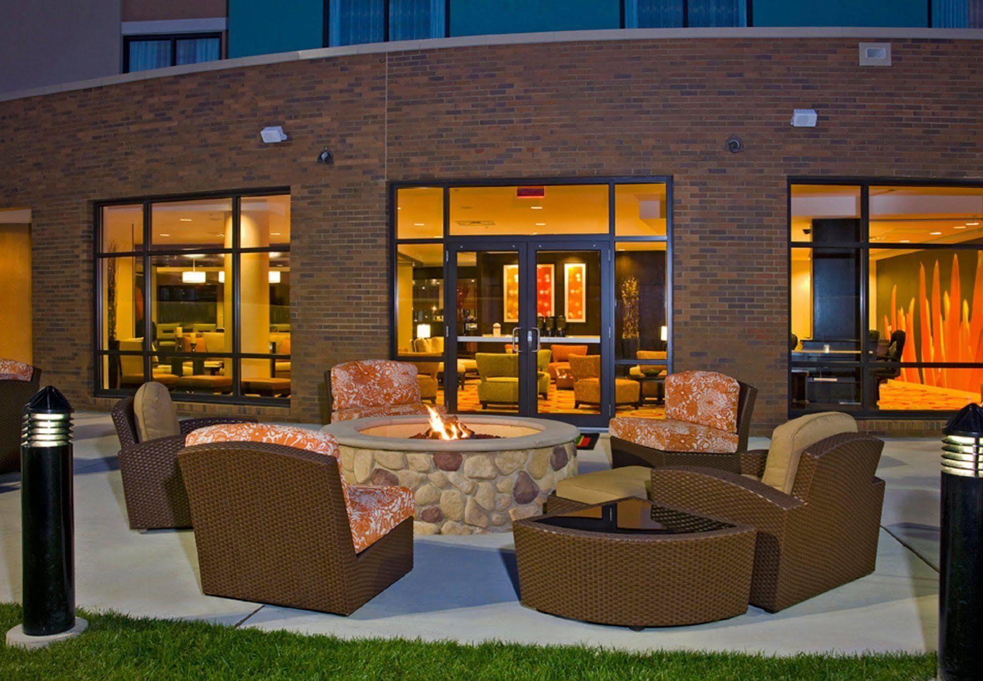Hotel Courtyard Newport News Airport Esterno foto